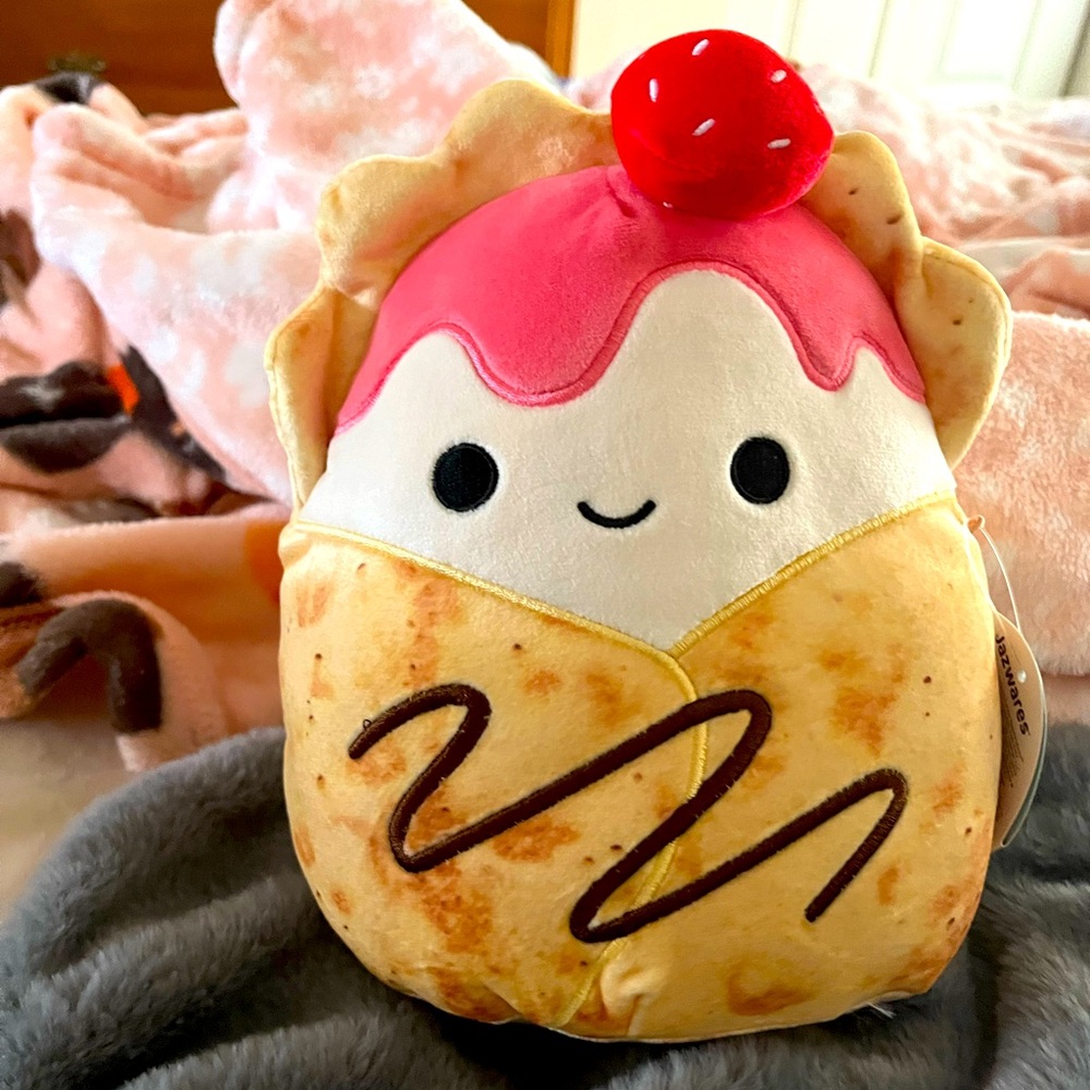 NWT 7.5” Gasten the Strawberry Crepe squishmallow - Picture 1 of 6